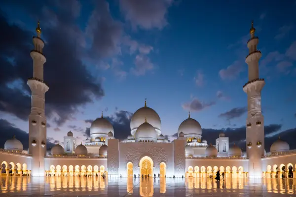 sheikh zayed mosque night view